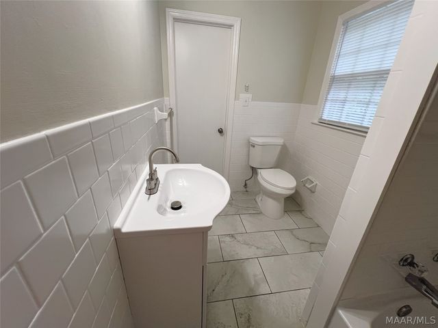 3581 Honeysuckle Road, Montgomery, AL 36109