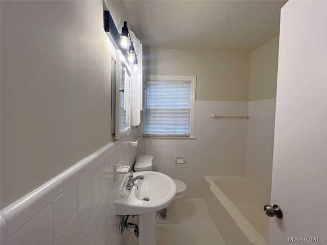3581 Honeysuckle Road, Montgomery, AL 36109
