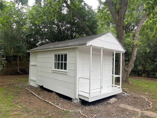 3581 Honeysuckle Road, Montgomery, AL 36109