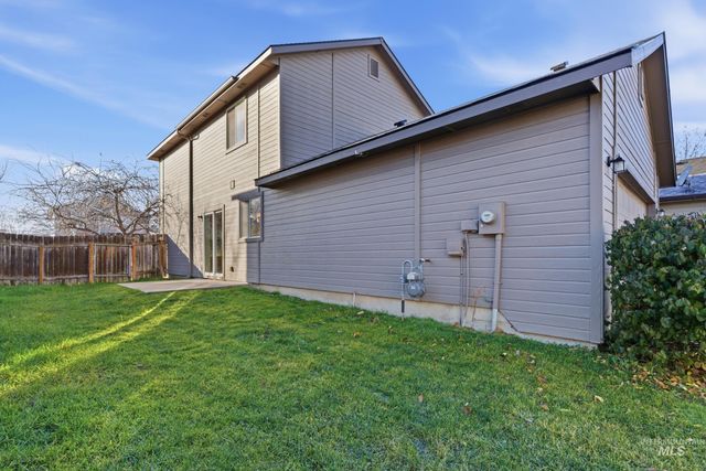 10062 W Rustica St, Boise, ID 83709