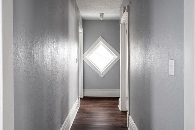 824 W Minnesota AVENUE, South Milwaukee, WI 53172