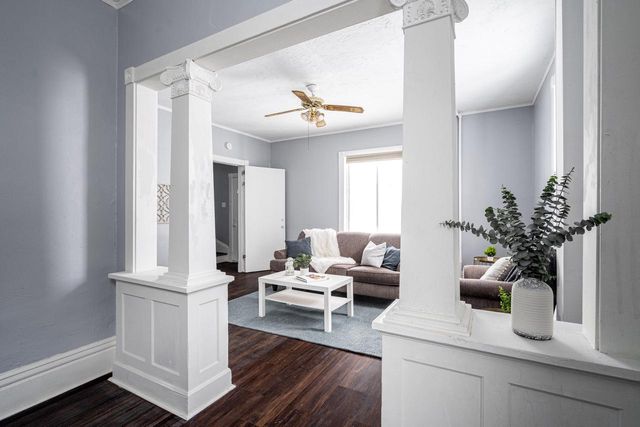 824 W Minnesota AVENUE, South Milwaukee, WI 53172