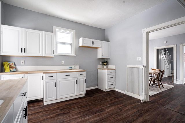 824 W Minnesota AVENUE, South Milwaukee, WI 53172