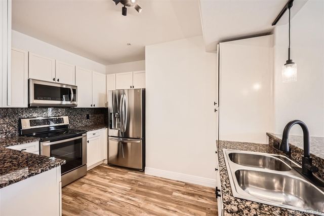 9079 E Panorama Circle 419, Englewood, CO 80112