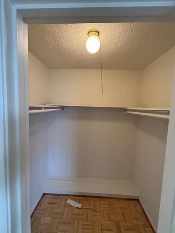 2710 Briarhurst Drive 5, Houston, TX 77057