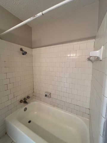 2710 Briarhurst Drive 5, Houston, TX 77057