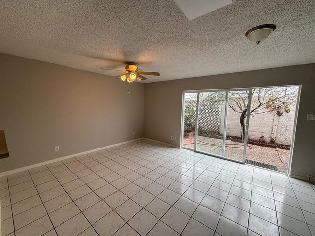 2710 Briarhurst Drive 5, Houston, TX 77057