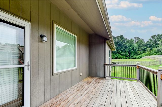 599 Linda Court, Liberty, MO 64068