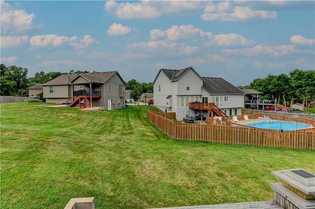 599 Linda Court, Liberty, MO 64068