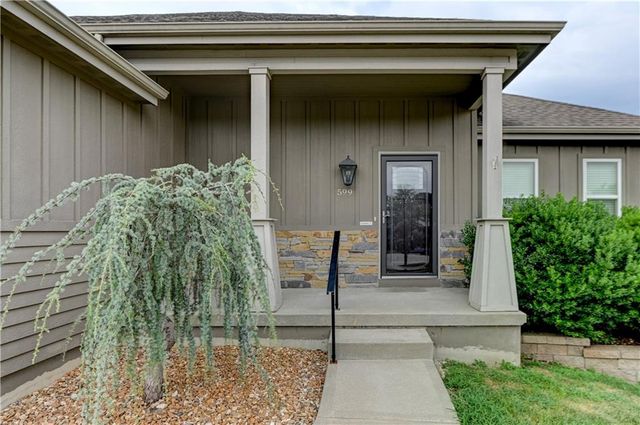 599 Linda Court, Liberty, MO 64068