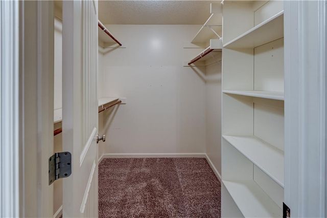 599 Linda Court, Liberty, MO 64068