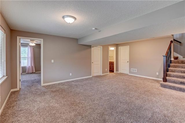 599 Linda Court, Liberty, MO 64068