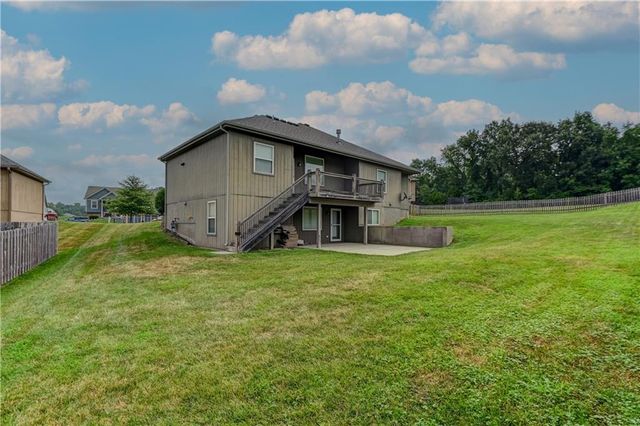 599 Linda Court, Liberty, MO 64068