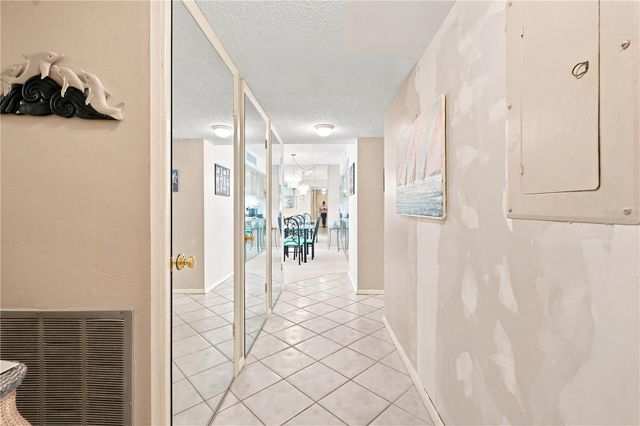 450 S GULFVIEW BOULEVARD 301, Clearwater Beach, FL 33767