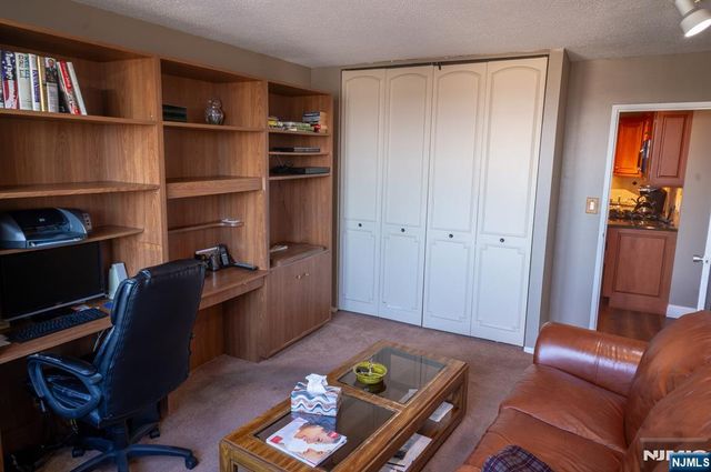 555 North Avenue 19C, Fort Lee, NJ 07024