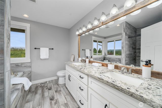 9906 328th Street E, Graham, WA 98338