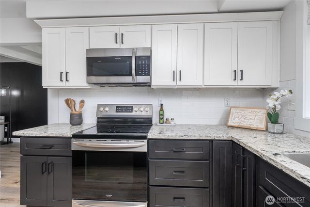 9906 328th Street E, Graham, WA 98338