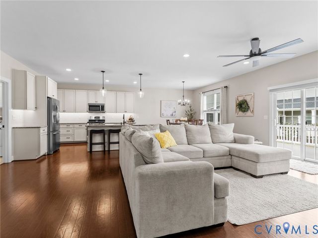 8900 Blooming Pl, Chesterfield, VA 23832