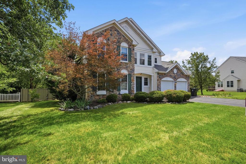 623 COACH DR, NEW HOPE, PA 18938 — photo 2