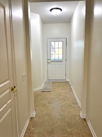 13455 Nealy Road, Huntley, IL 60142