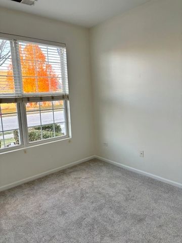 13455 Nealy Road, Huntley, IL 60142