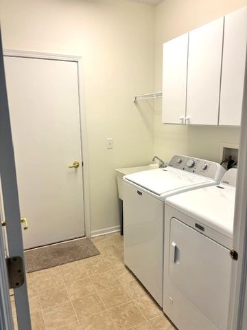 13455 Nealy Road, Huntley, IL 60142