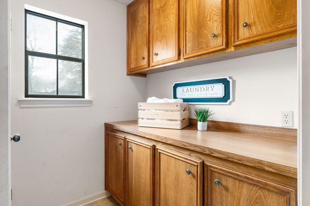 105 Greenbriar Drive, Conroe, TX 77356