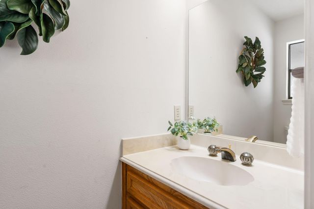 105 Greenbriar Drive, Conroe, TX 77356