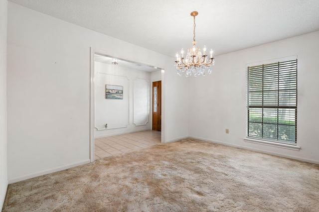 105 Greenbriar Drive, Conroe, TX 77356