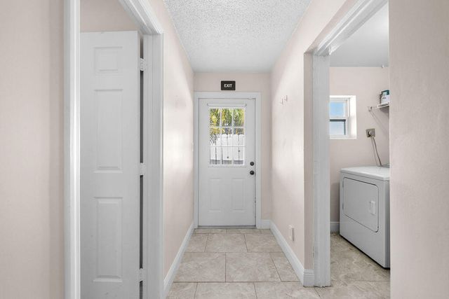 722 Granada Street A, Fort Pierce, FL 34949