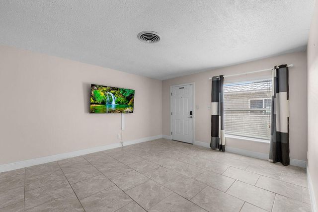 722 Granada Street A, Fort Pierce, FL 34949