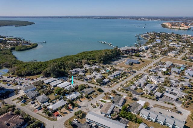 722 Granada Street A, Fort Pierce, FL 34949