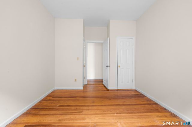 985 Bank Street, Waterbury, CT 06708