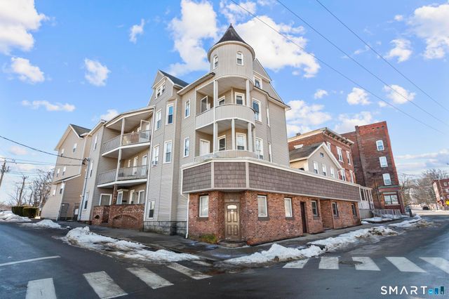 985 Bank Street, Waterbury, CT 06708