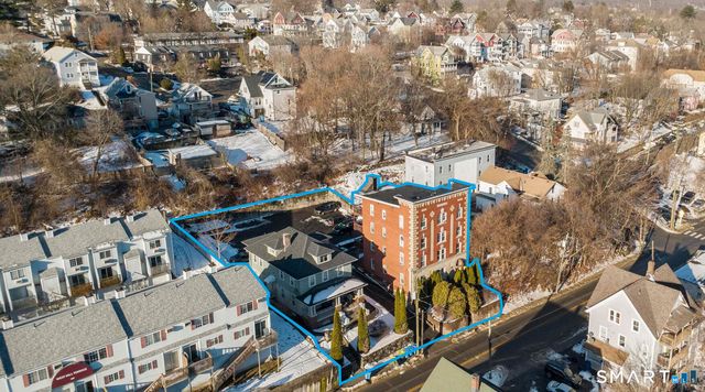 985 Bank Street, Waterbury, CT 06708