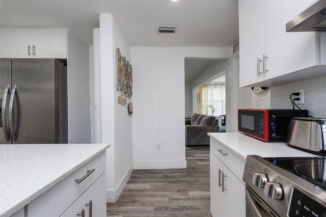 508 NW 8th Ave, Fort Lauderdale, FL 33311