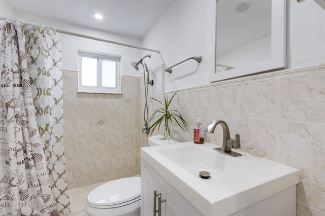 508 NW 8th Ave, Fort Lauderdale, FL 33311