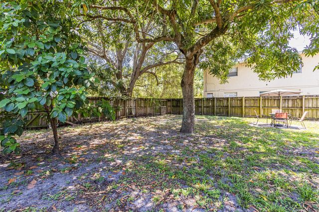 508 NW 8th Ave, Fort Lauderdale, FL 33311