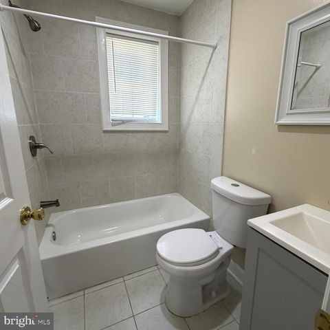 5391 CHILLUM PL NE, Washington, DC 20011