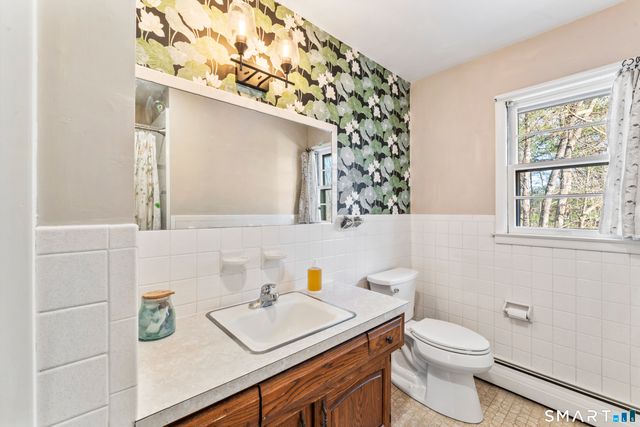 6 Advocate Place, Danbury, CT 06810