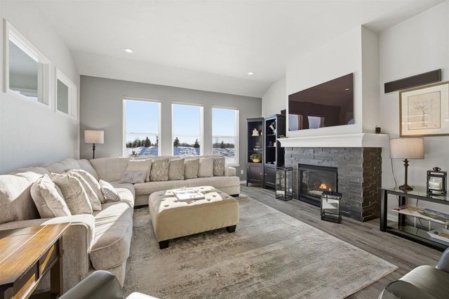 3324 EVENING STAR DRIVE, Green Bay, WI 54311