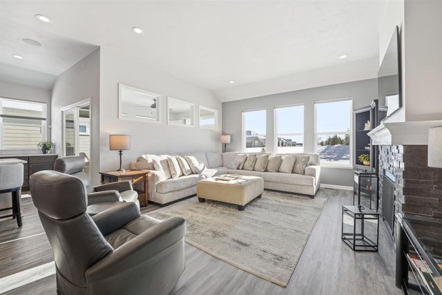 3324 EVENING STAR DRIVE, Green Bay, WI 54311