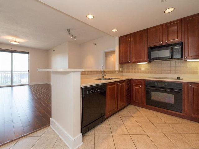 285 Centennial Olympic Park Drive NW 1102, Atlanta, GA 30313