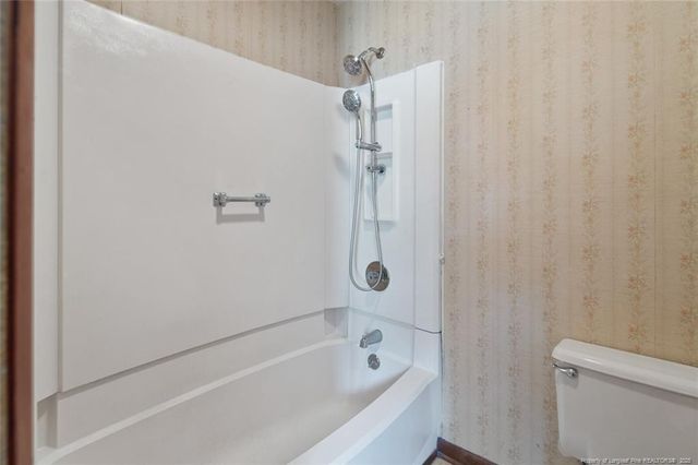1001 Glen Reilly Drive, Fayetteville, NC 28314
