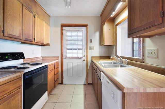 1001 Glen Reilly Drive, Fayetteville, NC 28314