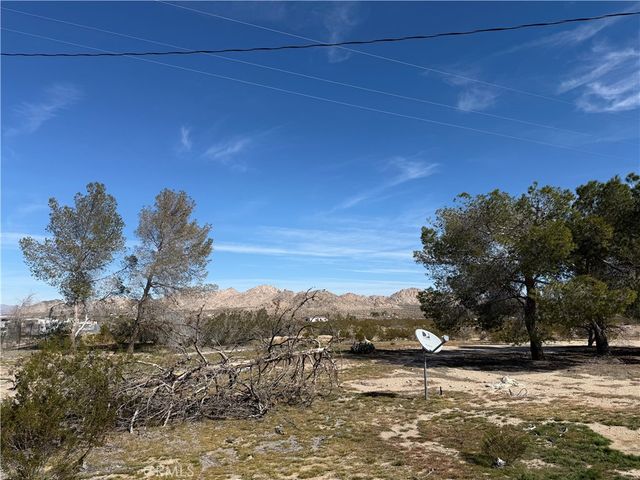 10248 Cavetto, Lucerne Valley, CA 92356