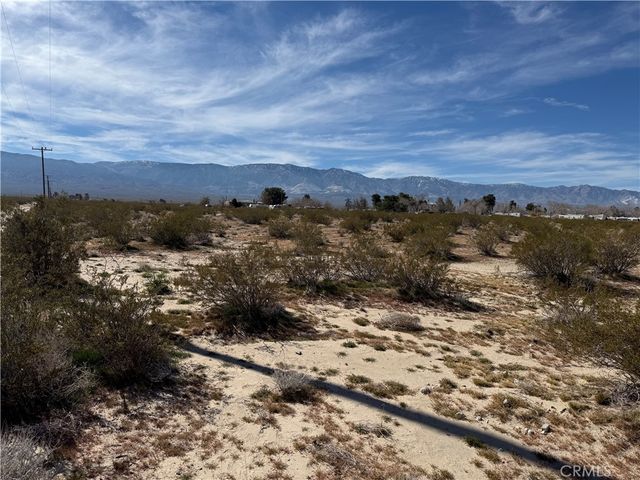 10248 Cavetto, Lucerne Valley, CA 92356
