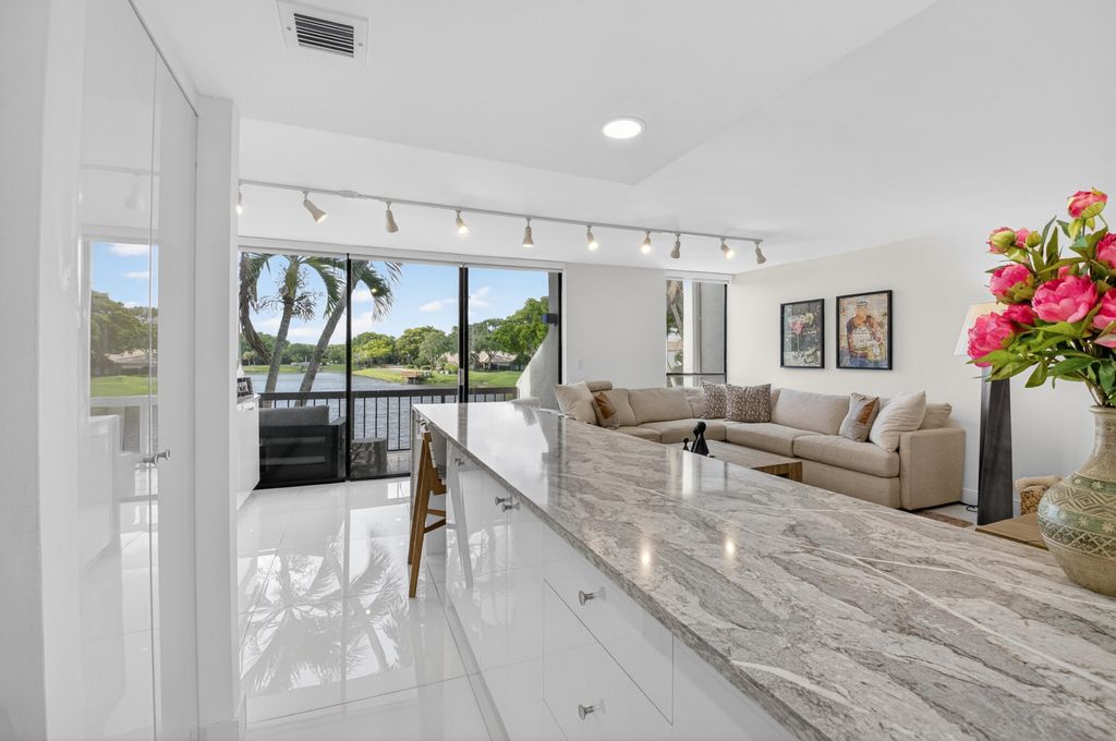 804 Bridgewood Place, Boca Raton, FL 33434