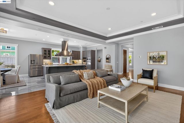 932 Hansen Rd, Livermore, CA 94550
