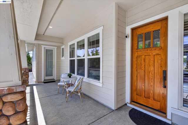 932 Hansen Rd, Livermore, CA 94550